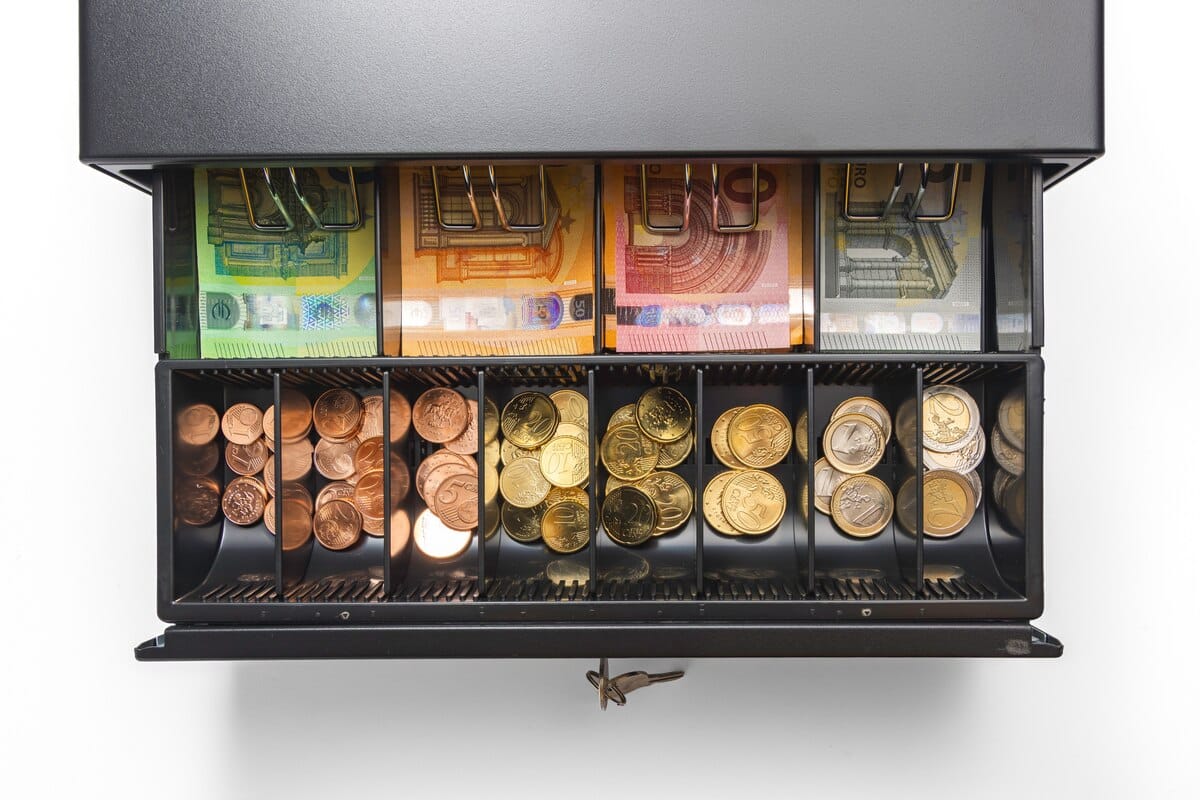 How to balance cash drawers