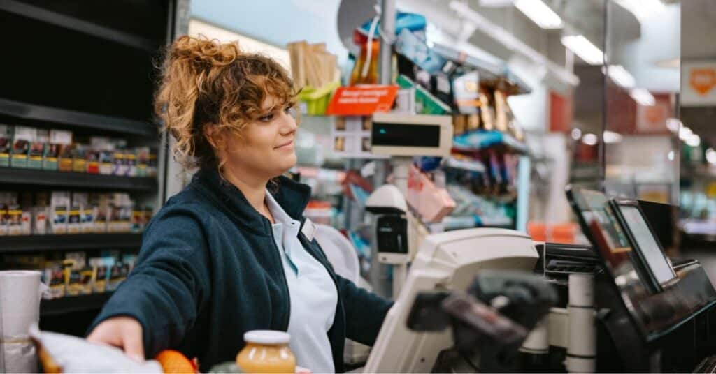 The Complete Guide to Grocery Cash Management (2026)